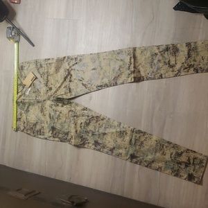 UNIQ 97%cotton and 3 %spandex pants, very soft and comfy.